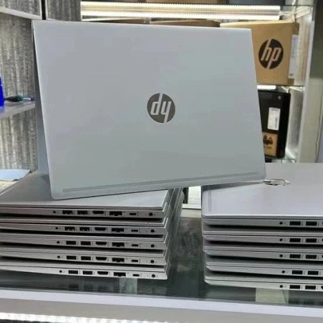 GROSSISTE DUBAI Ordinateur Portable Reconditionné Professionnel pour HP, Modèle 440g7, Core i5 10e Génération, 16 Go de RAM DDR4, Écran 14 Pouces
