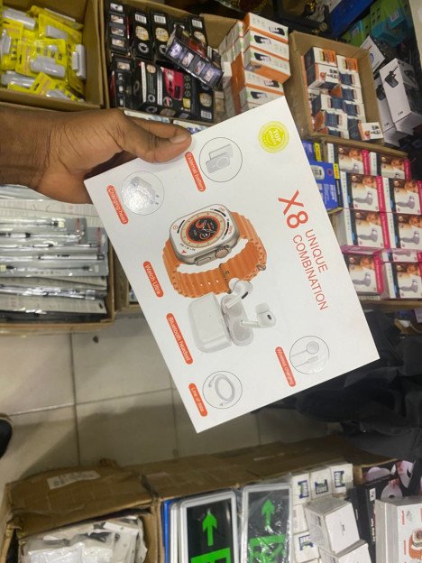 GROSSISTE FOURNISSEUR ADJAME📦 Kit Ultra Connecté X8 - Unique Combination (7-en-1)
